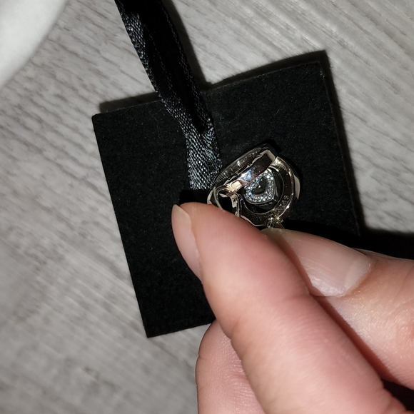 **Retired** Pandora Locket Charm. Brand New! - Picture 6 of 9